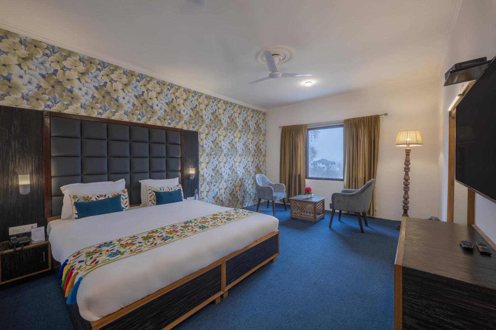Echor Kashmir Holidays Resort Srinagar Esterno foto