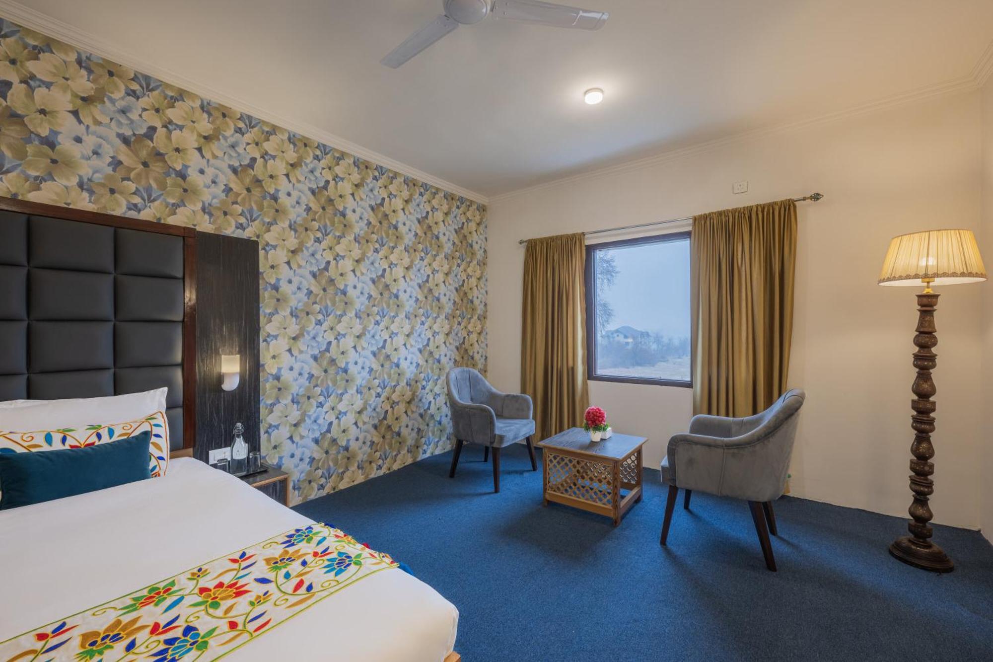 Echor Kashmir Holidays Resort Srinagar Esterno foto