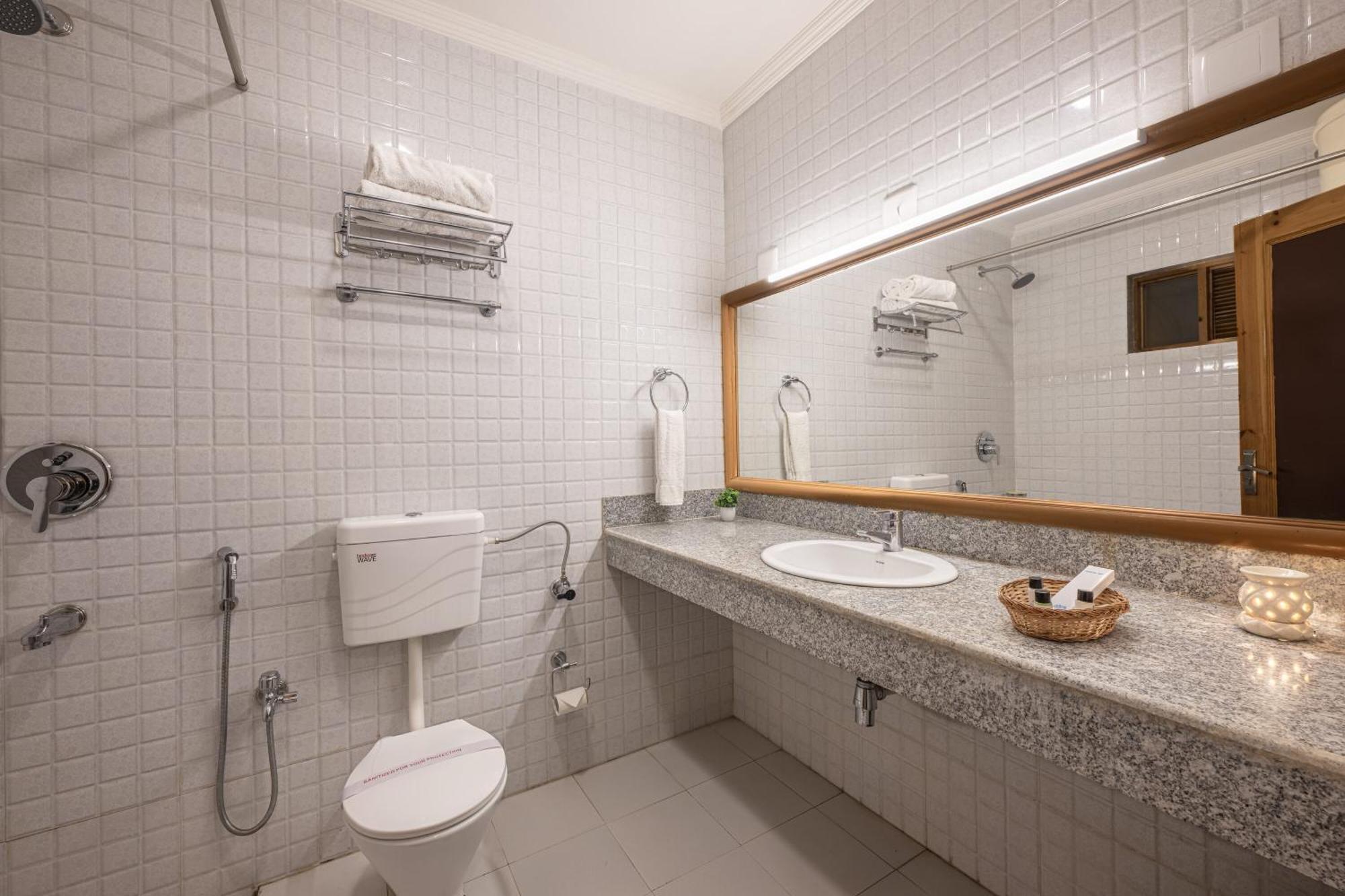 Echor Kashmir Holidays Resort Srinagar Esterno foto