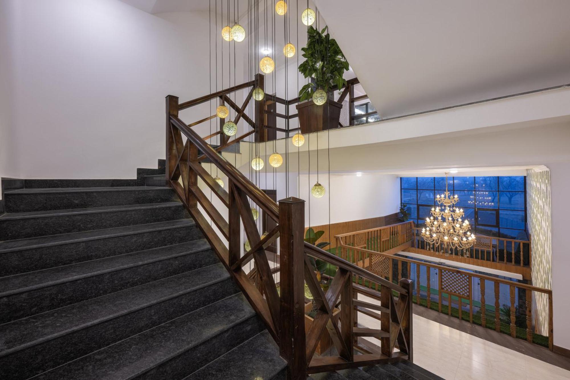 Echor Kashmir Holidays Resort Srinagar Esterno foto